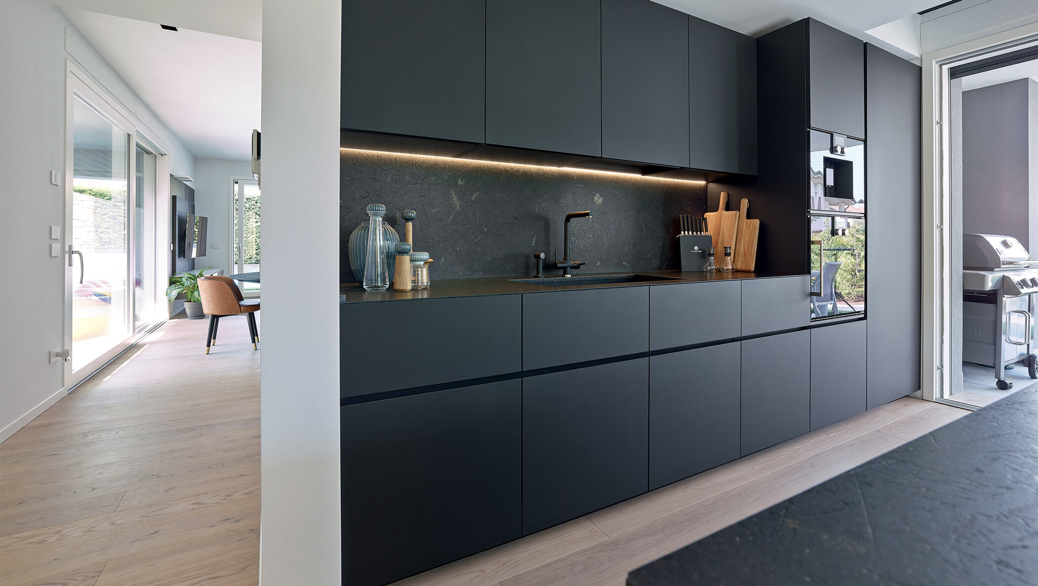 kitchen-cabinets